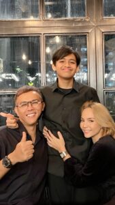 Emelda Rosemila Instagram - First fam pics January 2024. Muah muah🩵⭐️🩵 @edrarafaeladlin @adlinamanramlie