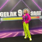 Emelda Rosemila Instagram - Seronok jadi juri misteri untuk gelak 90 saat semifinal smlm. Thank you Astro for having me. Tak puas gelak😆.
