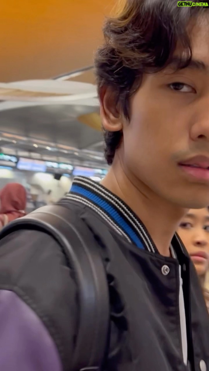 Emelda Rosemila - 810 Likes - Alhamdulillah everything went well. Moga2 Allah Swt permudahkan segala urusanmu, menjagamu tiap masa, menjadi anak yg sentiasa menghargai dan membanggakan keluarga. We gonna miss u dearly Abang Damien. Take care of yourself.🩵🩵🩵 @reevedamien @emyliadac
