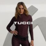 Emilia Attías Instagram - Iconic T • ft @emilia_att Nuestra icónica T protagoniza una serie de prendas modernas y versátiles diseñadas para adaptarse a distintos estilos y ocasiones. Desde estampas exclusivas hasta detalles personalizados, esta cápsula tiene todo lo que necesitas para agregar a tus looks logrando combinaciones únicas. Descubrí la cápsula en nuestros Locales & Shop Online.