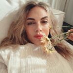 Emilia Attías Instagram - Dreamy Creamy thursday 🤎