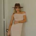 Emilia Attías Instagram – Polo

V @veridis__ 
S @sathiri_hats 
J @becrude 
C @amulett.ba 
B @jrbootsandshoes 
P @manosandinasoficial

Estilismo @corinefonrouge 🤍
Ph @daianarosembergph
