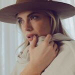 Emilia Attías Instagram – Polo

V @veridis__ 
S @sathiri_hats 
J @becrude 
C @amulett.ba 
B @jrbootsandshoes 
P @manosandinasoficial

Estilismo @corinefonrouge 🤍
Ph @daianarosembergph