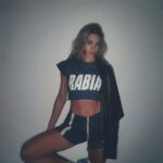 Emilia Attías Instagram - Training season🤸‍♂️ 🤎⚡️ @rabiaindumentaria