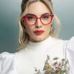 Emilia Attías Instagram - Enmarcada y florida por @cimaeyewear 🌼🌸🌺