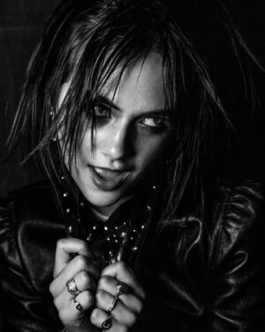 Emilia Jones Instagram - Rollercoaster of emotions with the inimitable @damon_baker 🖤🥀