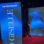 Emilie de Ravin Instagram - Thank you @tokyoballet_official for a wonderful matinee of #giselle today. You were breathtaking 🥰 & “Yay Mum! Girls time at the ballet!” -Vera 💗 @ausballet