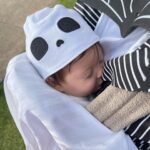 Emilie de Ravin Instagram - Halloween happenings 🎃 Happy Halloween!!!! And Alices’s first! Sweet little ghost doggy Zero 🥰🫶🏼✨🕷️👻💀