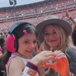 Emilie de Ravin Instagram – Where did we go last night?…… 

#erastour #mcg #bestnightever #taylorswift #swifties OMG lady you KILLED IT @taylorswift 💕💕💕💕💋💋💋