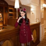 Emily Canham Instagram – Which floor? 🛎️ @disneylandparis #disneylandhotel
AD-PR trip