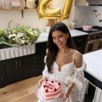 Emily Canham Instagram – rate my birthday outfit 🤪
#ootd #gdwm #birthdaydress