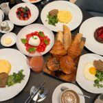Emily Canham Instagram – join me for breaky? 🫶🏼🫶🏼💘

#hotelbreakfast #fourseasons #jennikayne #jennikaynecooper AD-PR