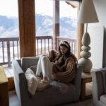 Emily Canham Instagram - this sweater is the reason I made friends in my chalet 😊🙃🥹☺️ #courchevel #courchevel1850❄️ #skiholiday #skitrip #skioutfits