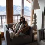 Emily Canham Instagram - this sweater is the reason I made friends in my chalet 😊🙃🥹☺️ #courchevel #courchevel1850❄️ #skiholiday #skitrip #skioutfits