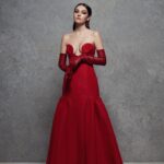 Emily Carey Instagram - lady in red for @marieclaireuk 🌹 Photography: @kylegalvin_ Stylist: @sarahroseharrison Makeup: @sarahillmakeup @thewallgroup Hair: @rosskwan @aframe_agency Manicurist: @juliababbage assisted by Sara Sorrenti