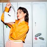 Emily Carey Instagram - Kisses for @longchamp #LongchampUniversity #LongchampSS24 #Ad Hair: @naokawakamihair Makeup: @cardosibeauty