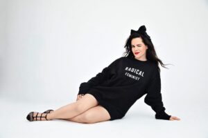 Emily Hampshire Instagram - Happy International Women’s Day

#repost @maxwellpoth Happy International Women’s Day.
W/@emilyhampshire
Photography: @maxwellpoth 
Photography Assistant: @drakehackney
Styling: @tiffbrisenostylist
Stylist Assistant: @_emmmiillyy
Makeup: @tamielsombati
Hair: @jill901 for @exclusiveartists using@joico
Hair Assistant: Serena Hildenbrant
For @theadvocatemag ,22
Words by @tracyegilchrist
You are loved.
#internationalwomensday