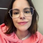 Emily Hampshire Instagram – 4️⃣👀