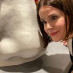 Emily Hampshire Instagram - If you nose, you nose 👃🏻🥴