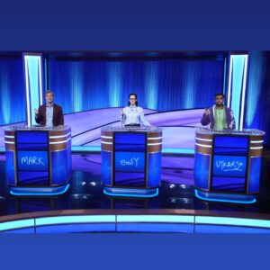 Emily Hampshire Instagram - How it started ➡️ how it’s going.
‌
I will be competing TONIGHT to raise money for @glaad during #CelebrityJeopardy! @markduplass and @utktheinc are my competition and NEITHER of them practiced their buzzer technique, so…😬
‌
Tune in tonight at 8/7c on ABC to see who’s gonna get up to 1Million💰for their charity.
‌
#celebrityjeopardy