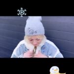 Emily Kinney Instagram - Dino beanies are going fast!! Get one for yourself or for holiday gift!!! And don’t forget every order gets a holiday card from me! 🦕☃️❤️ Link to store in bio.