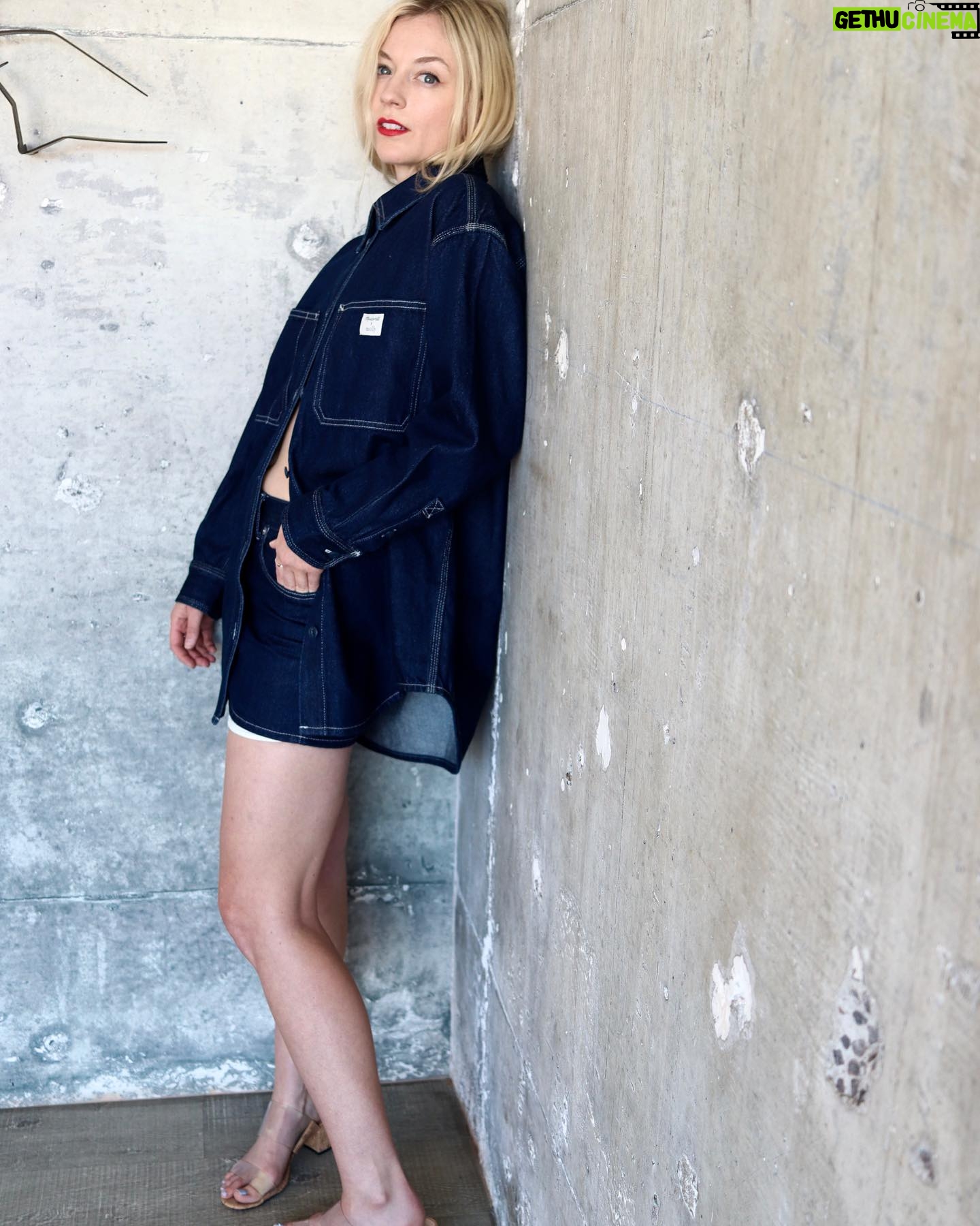 Emily Kinney Instagram - Giving my favorite fall set from @madewell x @mollyddickson more insta-screen time. Pics by my fav @tina_turnbow