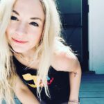Emily Kinney Instagram – @jaminthevan gave me this free tank top 😝 Have you guys bought your tix to VEEPS show yet??