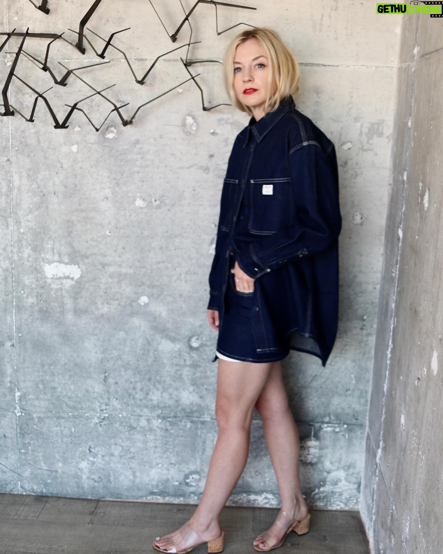Emily Kinney Instagram - Giving my favorite fall set from @madewell x @mollyddickson more insta-screen time. Pics by my fav @tina_turnbow