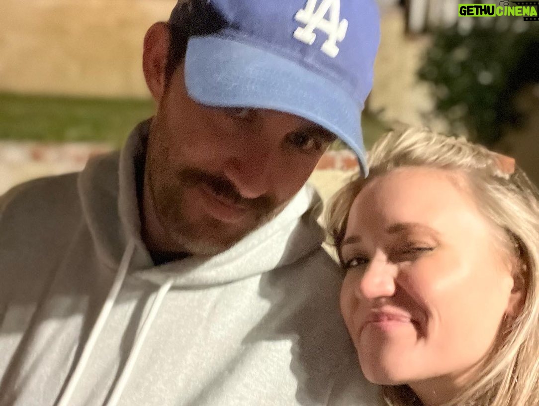 Emily Osment Instagram - people make the world go round. thank you to all of mine that kept me sane, joyful and feeling so loved during such strange strike times. thrilled to be back to work on @youngsheldoncbs we’ll see you this February on CBS for our seventh and final season ! 🩵