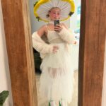 Emily Osment Instagram – 🍄 🧚🏼‍♀️🔮🪩🤍🍬🍭🫧🎨