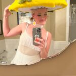 Emily Osment Instagram – 🍄 🧚🏼‍♀️🔮🪩🤍🍬🍭🫧🎨