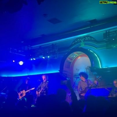 Emily Osment Instagram - ten long videos from Beck last week that only 3% of you will watch all the way thru?? UMYEA because i’m VERY GOOD at social media!!!