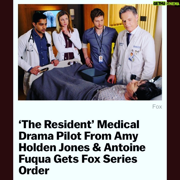 Emily VanCamp Instagram - Cannot wait to get back to work with this incredibly talented and wonderful group of people!! #TheResident #FOX 👩🏼⚕️💉