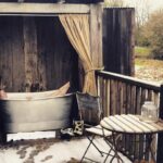 Emily VanCamp Instagram - ❄️🛁❄️