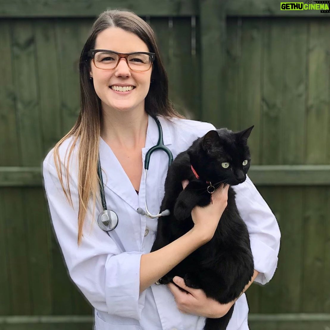 Emily VanCamp - 145.7K Likes - After 9 years of school and a ton of hard work, my little sister just became a veterinarian. We couldn’t be more proud of you @mollyvancamp !!! 💞💞💞 We’re all holding our fur babies a little closer during this challenging time and it’s comforting to know that you will be one of the people taking care of them. We love you and to all of you out there graduating in 2020- congratulations! We celebrate you too! ❤️❤️❤️