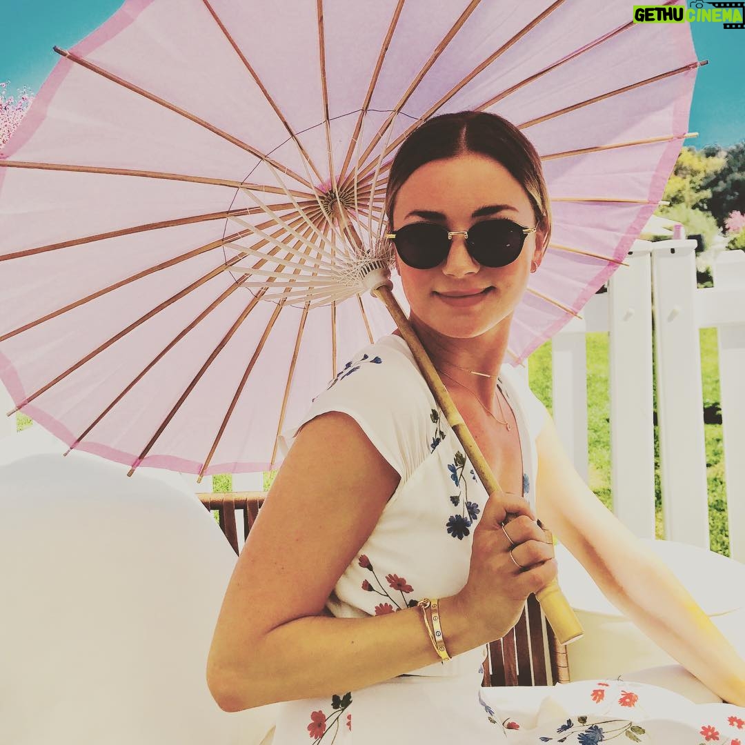 Emily VanCamp Instagram - Pink parasols and Rosé all day. Saturday, you were lovely 💕 #rosédayla