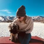 Emily VanCamp Instagram – Me and my main girl ❄️☀️❄️ #FrankieB