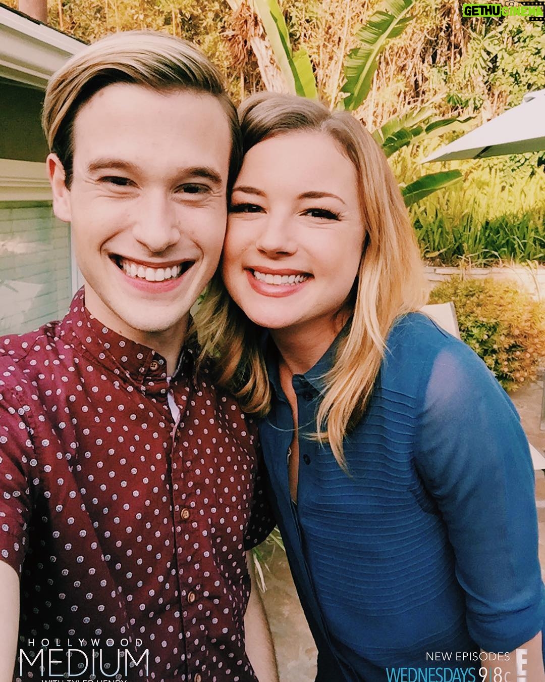 Emily VanCamp Instagram - @TylerHenryMedium has a true gift. So honored to have had the experience of reading with him on @HollywoodMedium. Be sure to check it out Wednesday at 9|8c on E! #HollywoodMedium