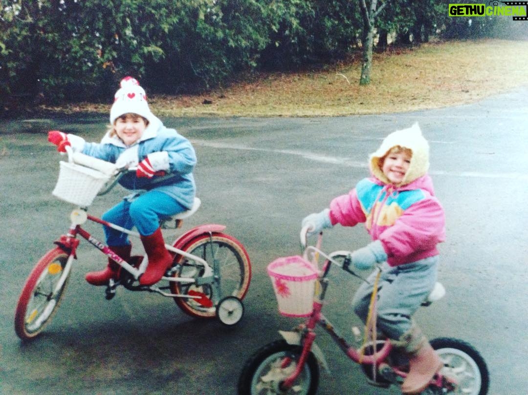Emily VanCamp Instagram - Me and my sis Ali riding in style..Those outfits though!! 😳 #tbt #80s #backintheday