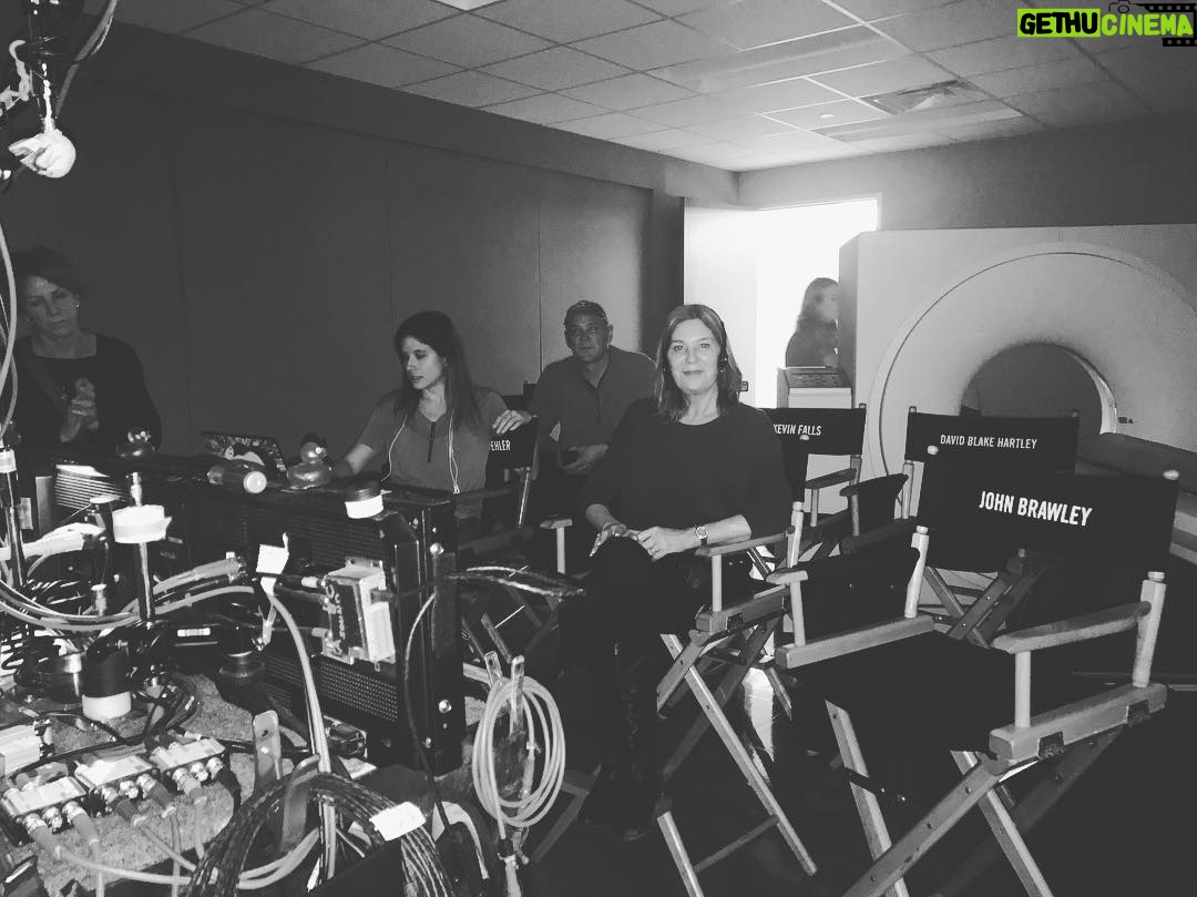 Emily VanCamp Instagram - My mom bossing the set of #theresident today 🎬( Dad in the BG) #setlife #famtime