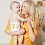 Emma Bunton Instagram – Calling all my Aussie followers… I’ve got some big @kitandkinuk news for you next week!! 🇦🇺 Eeeek I can’t wait to reveal all, it’s been a long time coming and I am BURSTING to share 🎉 #kitandkinAU #kitspot