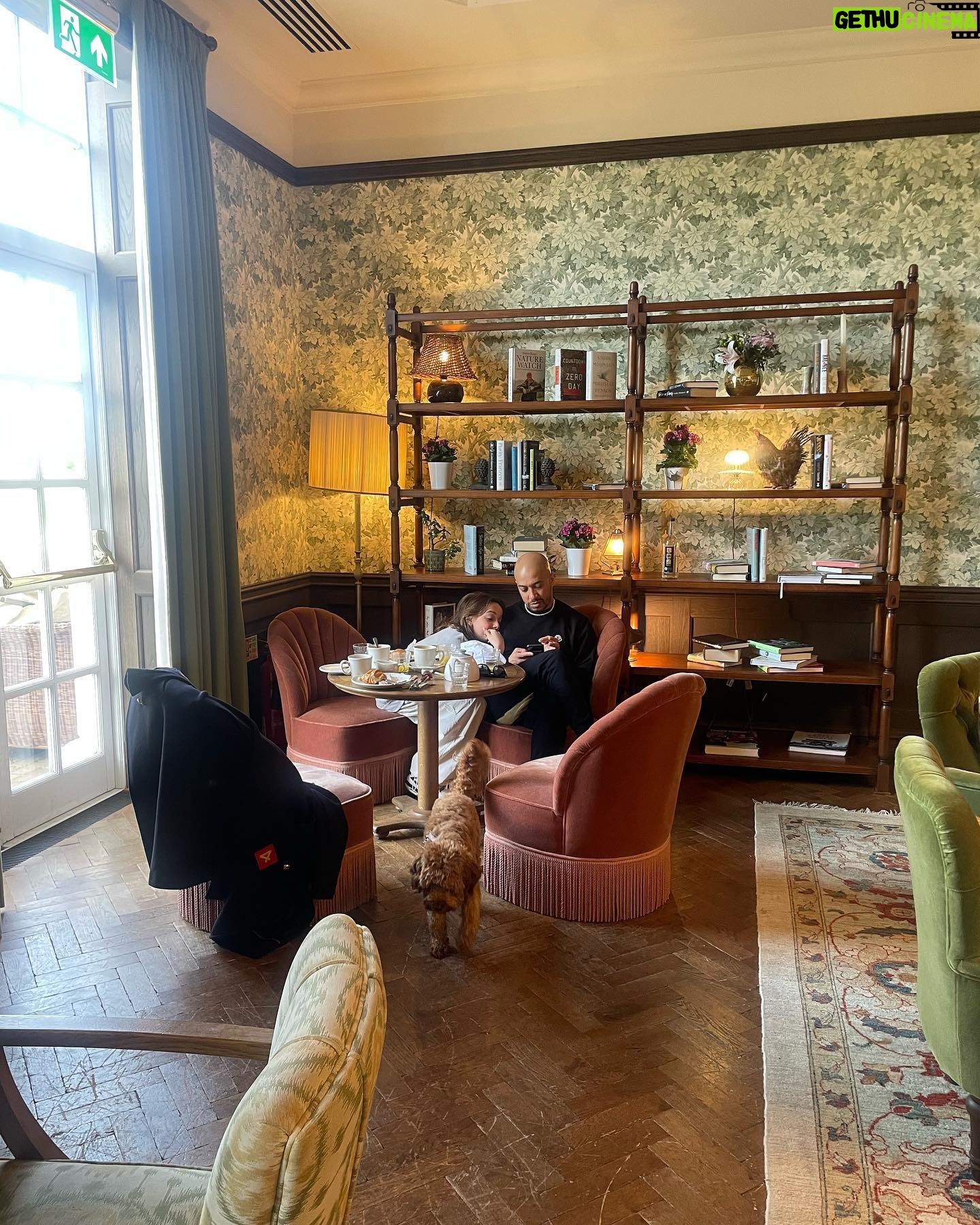 Emma Bunton Instagram - We are in the midst of GCSE revision for my eldest and we needed a night away. This was a dream stay @fshampshire everything we wanted and more. #familytime #bubba