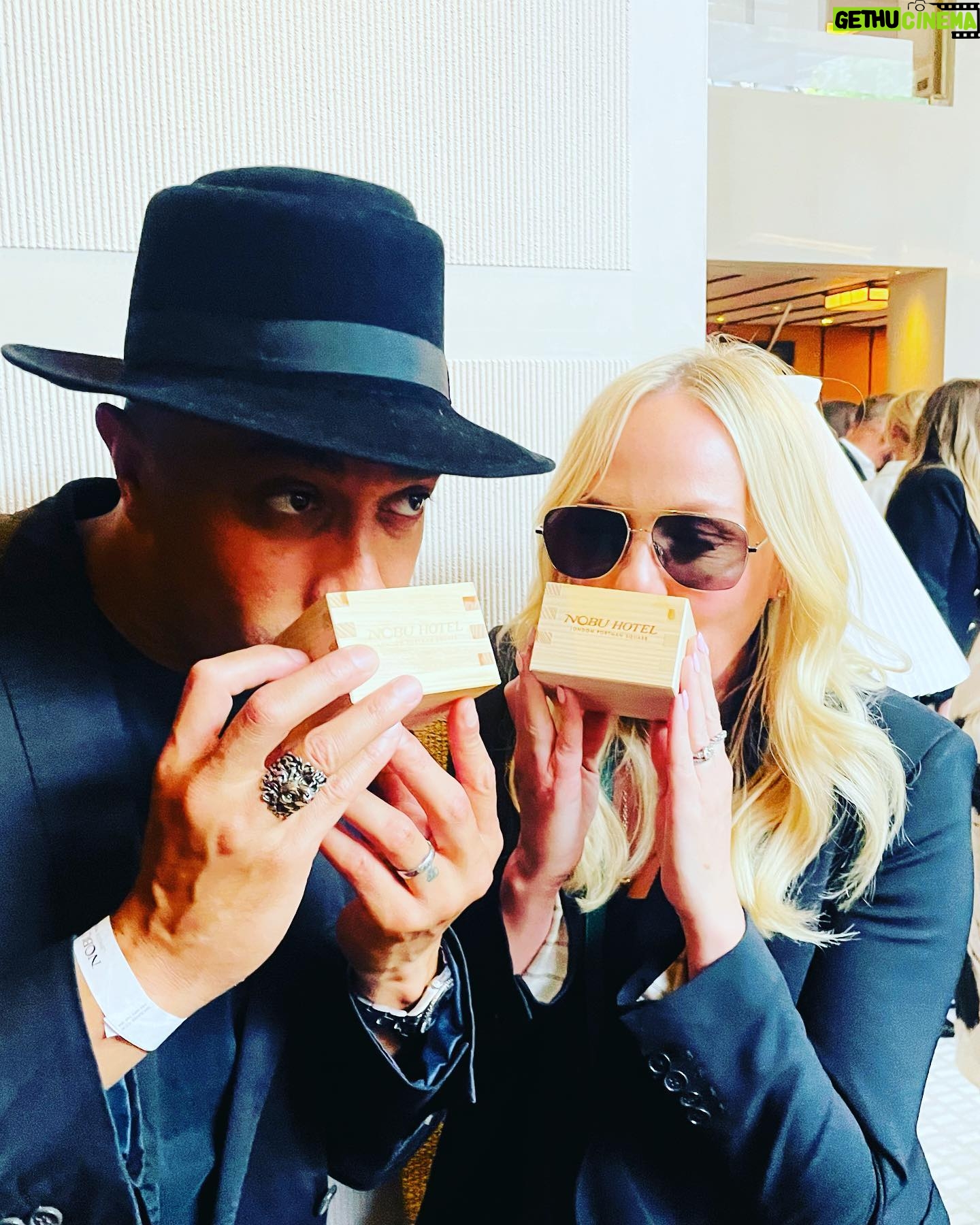 Emma Bunton Instagram - A night of @nobulondonportman #robertdeniro @ritaora with my love @jadejonesdmg #sake #yellowtail