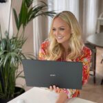 Emma Bunton Instagram – #AD – Over the past few weeks I’ve been working with @lg_uk on its #SmartGoodLife campaign – showing how their home appliances make life so much easier for us. We all know how important technology is at home, especially over the last 18 months… It keeps us connected and entertained, while also saving us time on chores!
Head to my reels to find out more about some of my favourite LG home appliances and home entertainment products!

#SmartGoodLife #LG