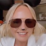 Emma Bunton Instagram - Happy Halloween! 🐭🎃 Guess what?! Tomorrow we can talk about Christmas and my tour!!!💕🎄