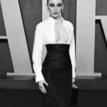 Emma Chamberlain Instagram - @vanityfair in @thombrowne & @cartier & @lancomeofficial @gettyentertainment #VFOscars #VanityFairOscarParty