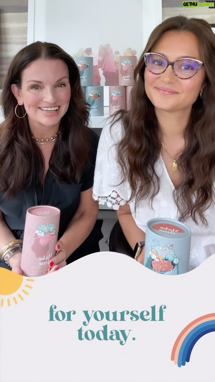 Emma Heming Instagram - Introducing Make Time—a wellness line for busy women. Our supplements support a woman’s 🧠brain, 🧘🏻♀️body, & 💄beauty in that order. Our Make Time social impact program will be donating a portion of every purchase to @wearehfc. HFC is a national non-profit on a mission to care for families impacted by Alzheimer’s disease, activate the next generation of Alzheimer’s advocates, and be a leader in brain health research and education. We are committed to raising awareness for caregivers & dementia because it’s through action, education and conversation that creates change. Join us and ask yourself, how are you making time for you today 🌈💗