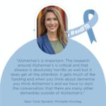 Emma Heming Instagram - We are all in this together. Alzheimer's research is vital but so is research into lesser known forms of dementia. ⁠ ⁠ @michellehincheynysenate @theaftd ⁠ ⁠ #worldftdawarenessweek #frontotemporaldementia #icareaboutftd #wecareaboutftd #endftd