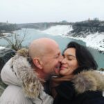 Emma Heming Instagram - Love is a beautiful thing ❤️ Wishing you all a Happy Valentine’s Day 🫶🏽
