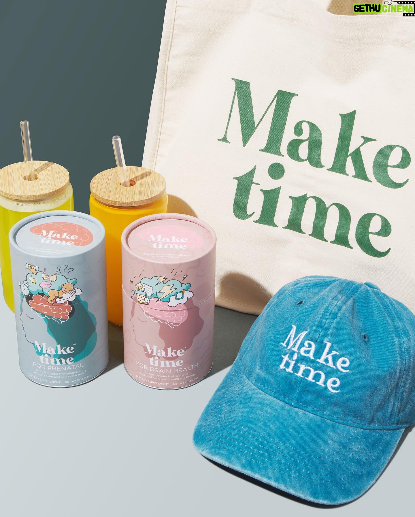 Emma Heming Instagram - Hi Everyone, I am so happy to share a passion project that I have been working on over the last few years, @maketimewellness. Make Time is a wellness line for busy women. Our supplements support “Your 🧠Brain, 🧘🏽♀️Body and 💋Beauty" in that order. Our Make Time social impact program will be donating a portion of every purchase to @wearehfc. I am committed to using my voice to raise awareness for caregivers & dementia because its through action, education and conversation that creates change 🌈💗 #maketimewellness #maketime @helenchristoni